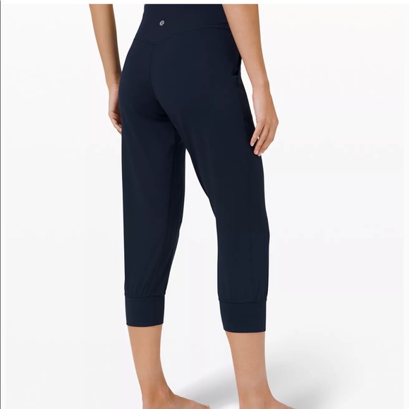 Lululemon Align High Rise Cropped Joggers - Picture 2 of 13